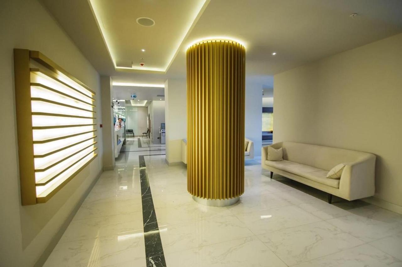Batumi Aparthotel Orbi Twin Skyscraper מראה חיצוני תמונה