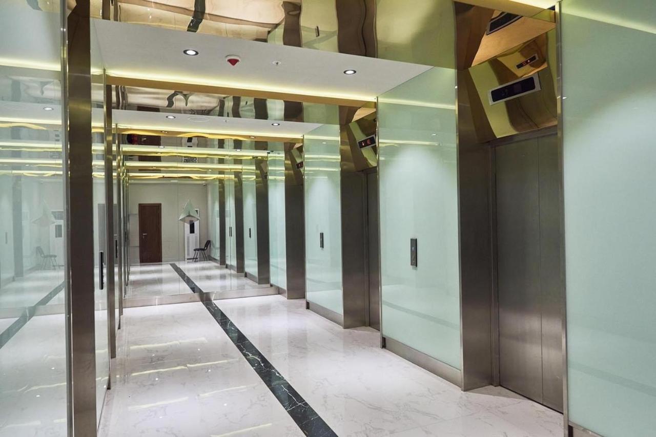 Batumi Aparthotel Orbi Twin Skyscraper מראה חיצוני תמונה